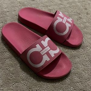 Ferragamo Pool slides